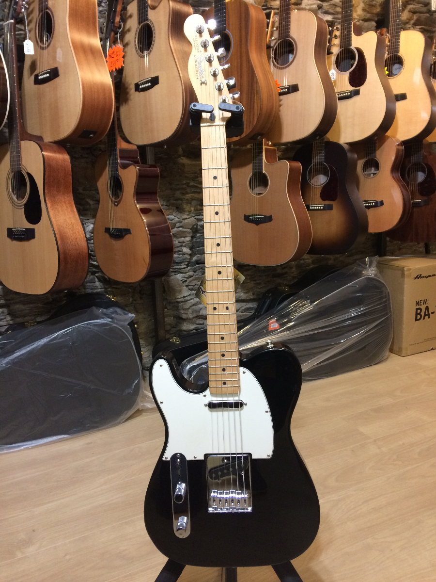 FENDER TELECASTER LH MIM 2002 FENDER TELECASTER LH MIM 2002